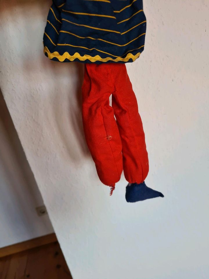 Handgemachte Kasperle Puppe Vintage Spielzeug in Schnackenburg