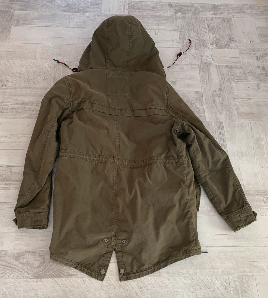 TOMMY HILFIGER XL Tommy Jeans Jacke Parka Weste in Quedlinburg