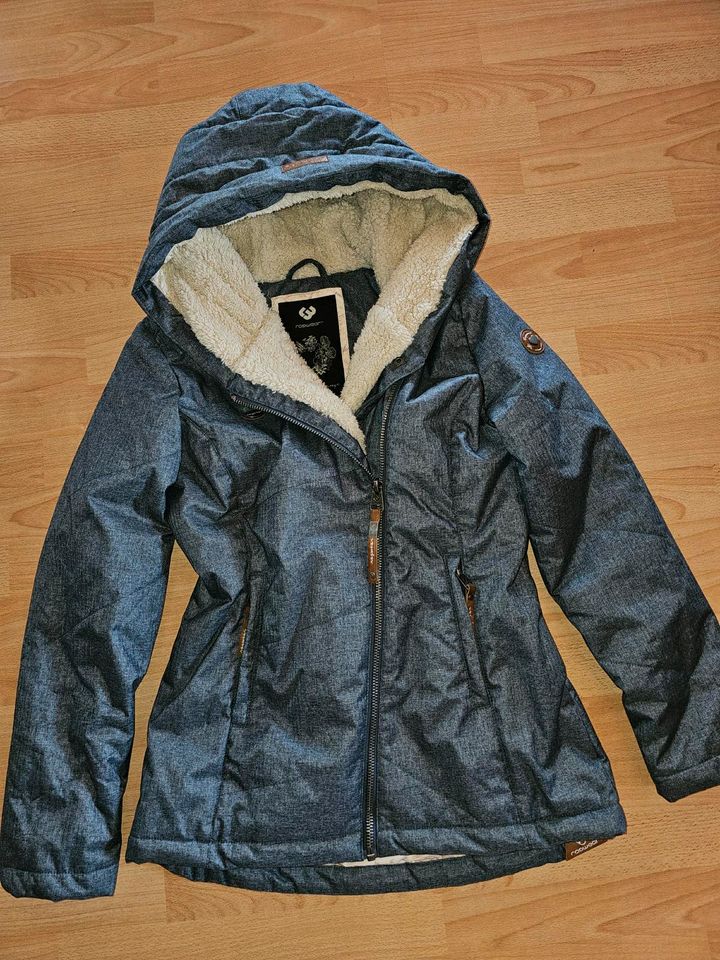 Tolle warme Winterjacke von RAGWEAR, Gr. M, graublau, WIE NEU!! in Nordheim