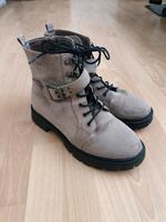Beige Stiefel ASOS Größe 43 Weite Breite Nordrhein-Westfalen - Langenfeld Vorschau