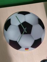 Wanduhr im Fußballdesign Eimsbüttel - Hamburg Schnelsen Vorschau