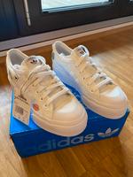 Adidas Sneaker Nizza weiß Gr. 6 Frankfurt am Main - Gallus Vorschau