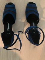 Tanzschuhe Diamant Blau gr 40 Niedersachsen - Göttingen Vorschau