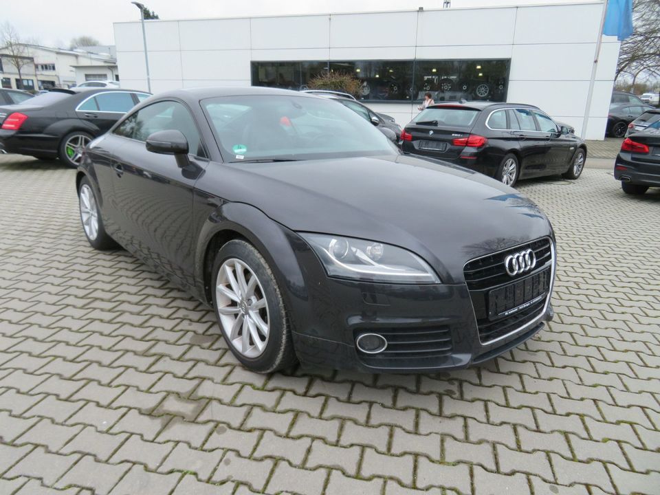 Audi TT 2.0 TFSI Coupe Leder Xenon SHZ PDC Bose in Öhringen