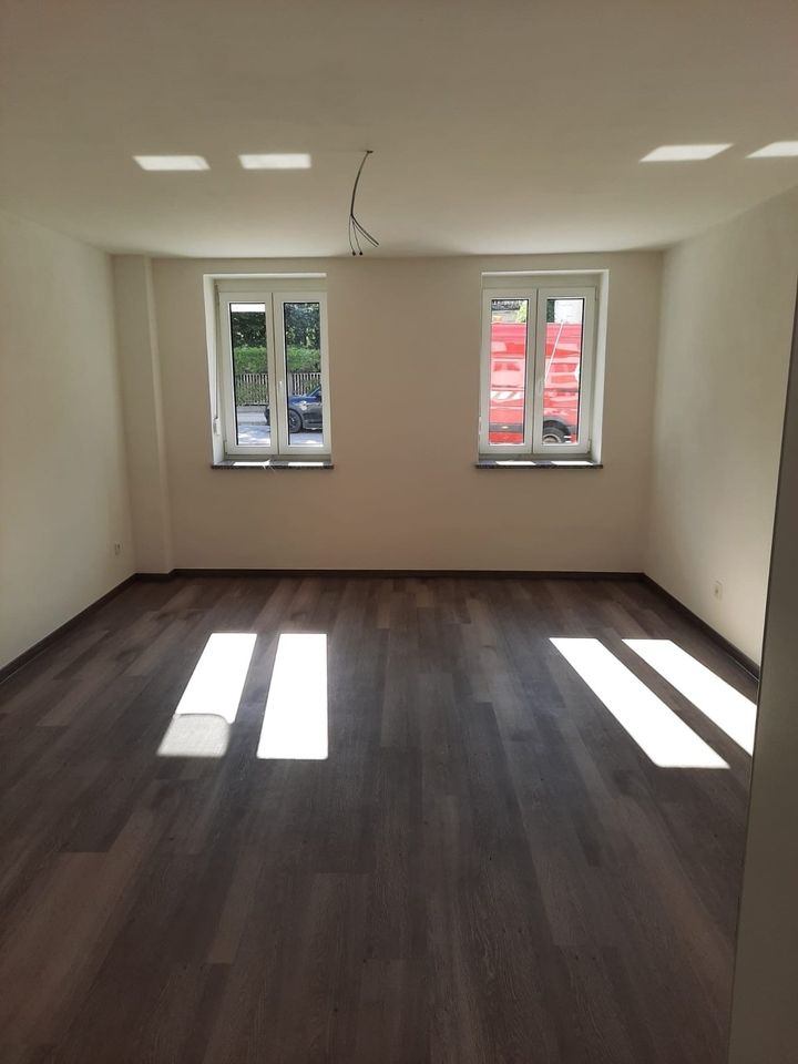 Katip | Moderne 2,5-ZKB Erdgeschosswohnung in Schrobenhausen *top ausgestattet in Schrobenhausen