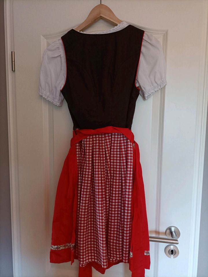 Dirndl Stockerpoint Gr. 36 rot/braun in Preetz