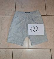 Shorts Junge kurze Hose Bermuda Next 122 Niedersachsen - Schneverdingen Vorschau