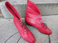 Rote Schuhe  (kleine Stiefel) Hessen - Kassel Vorschau