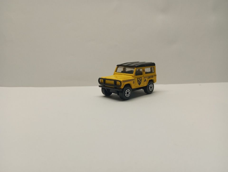 + Matchbox Ninety Land Rover+Scania Lkw+ 2x Cabrio Porsche etc. in Dresden