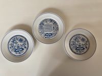 Set 3 x DDR Freiberger Porzellan Wandteller Zwiebelmuster Rezept Sachsen - Großhartmannsdorf Vorschau