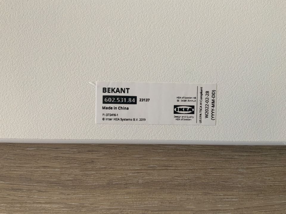 Ikea BEKANT weiße Tischplatte 120x80 neuwertig in Seevetal