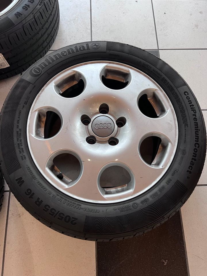 Satz Audi Original Felgen mit Reifen 205/55R16 in Ladbergen