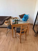 Tisch und Stühle Frankfurt am Main - Sachsenhausen Vorschau