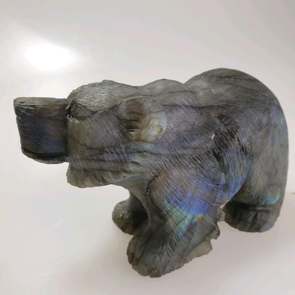 Gravierte "Bär" Skulptur aus Labradorith ( 120 x 50 mm ) AAA in Recklinghausen