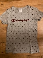 T-Shirt  Shirt Champion grau fast neu Rheinland-Pfalz - Hackenheim Vorschau