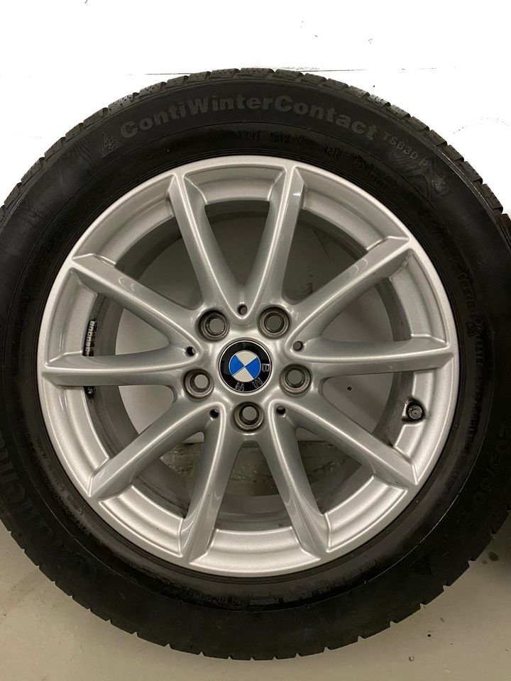 BMW 2er Winterreifen Kompletträder 16" Alufelgen 205 60 R16 in Hildrizhausen