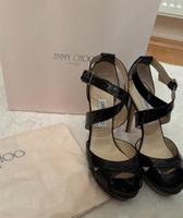 Jimmy Choo High Heels Lackleder GR.39 1/2 Baden-Württemberg - Karlsruhe Vorschau
