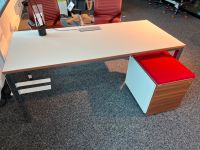 Büromöbel Bürotisch Schreibtisch Tisch Rollcontainer Sachsen - Altmittweida Vorschau