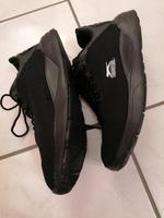 schwarze Sneaker von Slazenger Gr.40 Nordrhein-Westfalen - Kerpen Vorschau