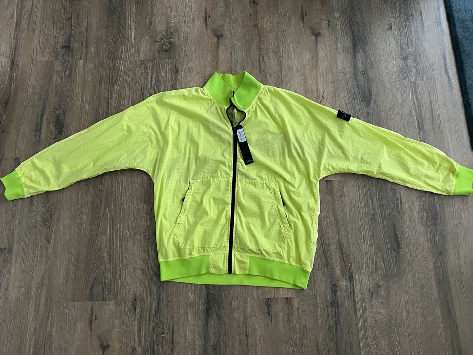 Stone Island Jacke (Bluson) gelbgrün Nagelneu XL in Lilienthal