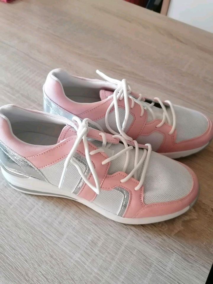 Mädchen/Damen Sneaker Gr.37 *neu* in Zeitz