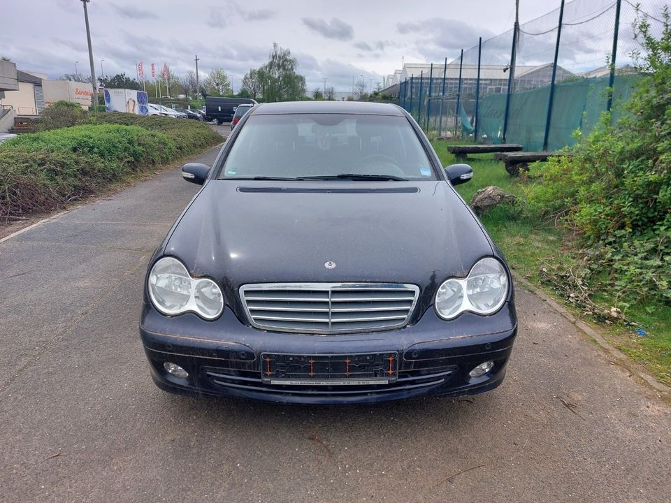 Mercedes-Benz C 180 C -Klasse Lim. C 180 Kompressor in Euskirchen