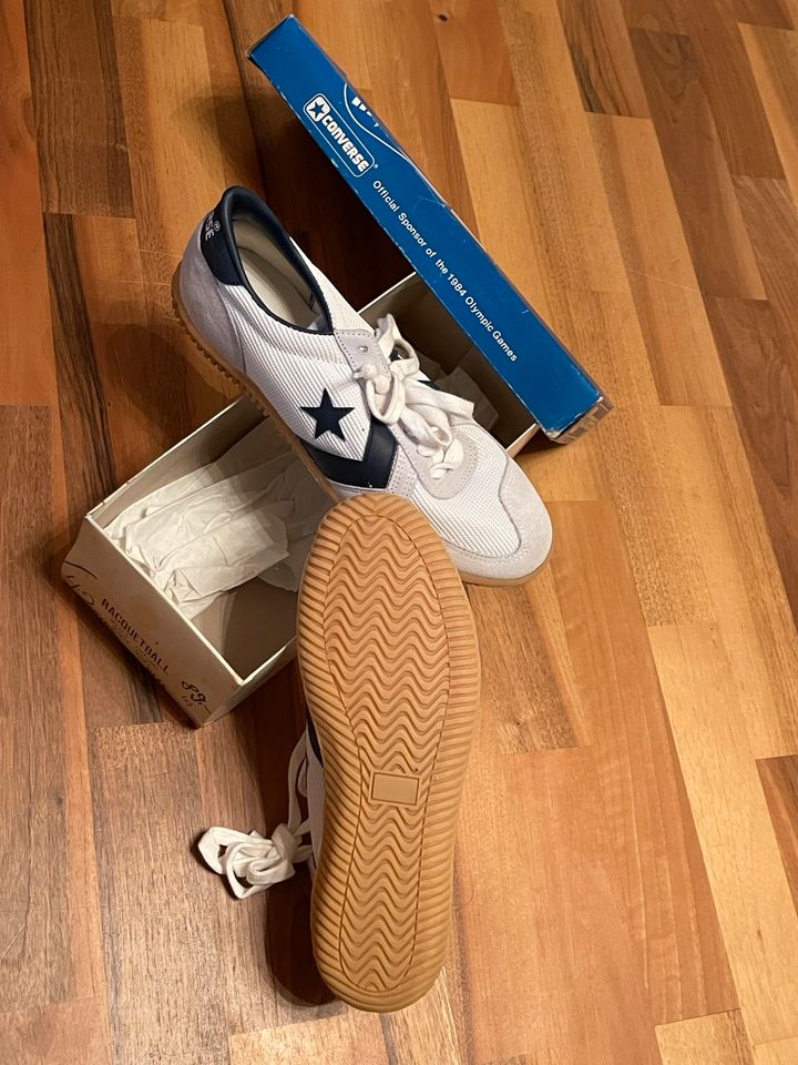 Converse Sneaker Turnschuhe NEU Retro Gr 42 in Altdorf