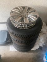 VW Tiguan Winterreifen Semperit 215/65 R17 Nordrhein-Westfalen - Remscheid Vorschau