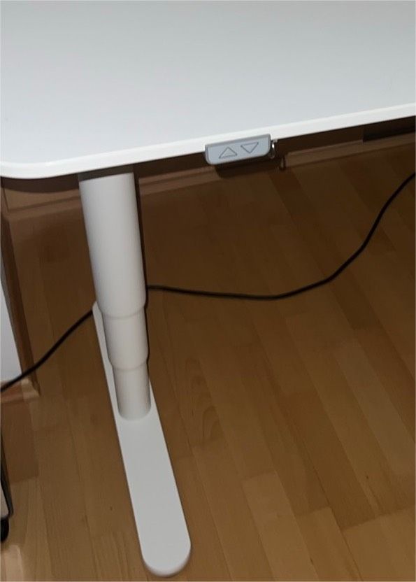 IKEA Bekant Sitz/Steh-Schreibtisch, weiss in Oberhausen