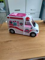 Barbie Krankenwagen 2-in-1 Spielset mit Licht & Geräuschen, Barbi Hessen - Riedstadt Vorschau