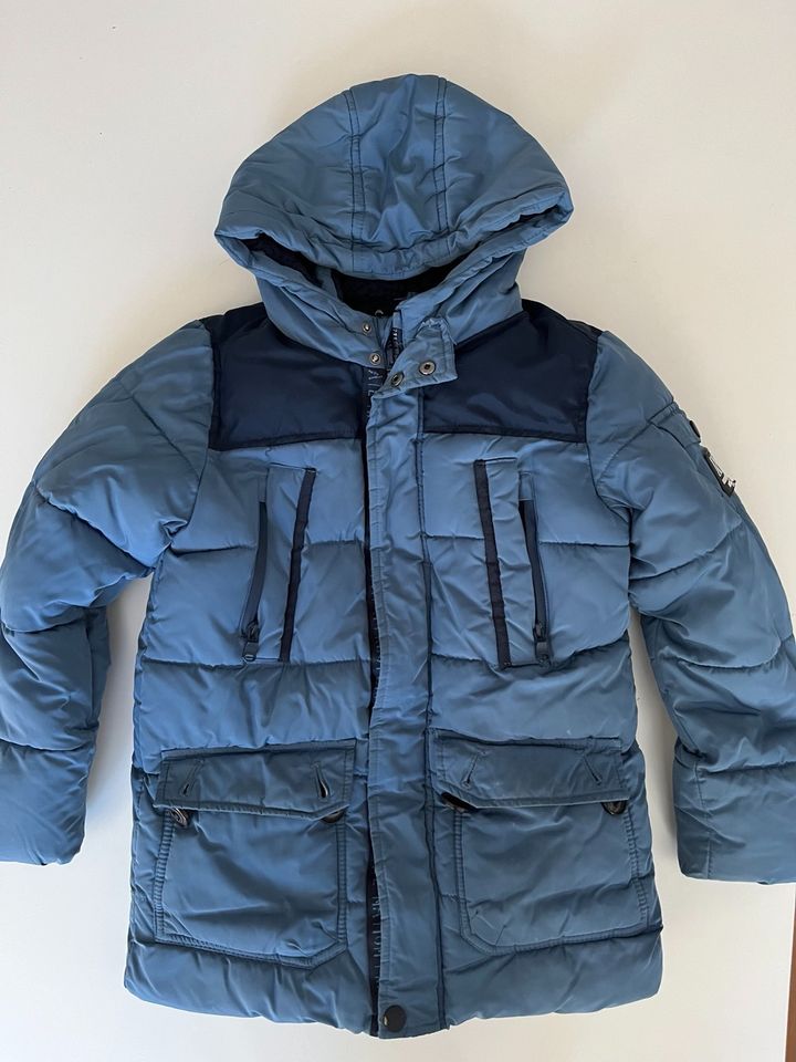 Jungen Winterjacke blau Größe 134 C und A C&A in Hannover