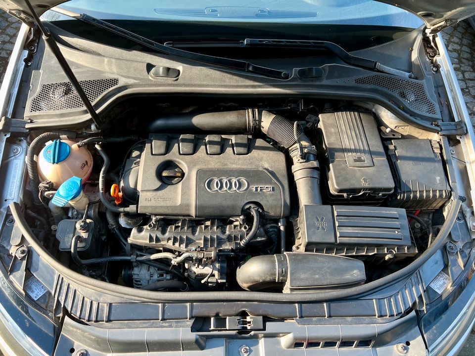 Audi A3 Sportback 1.8 TFSI Ambition * GARANTIE * MOTOR ÜBERHOLT in Dortmund