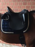 Iberosattel Amazona Dressage Comfort 2000 18“ schwarz Nordrhein-Westfalen - Mönchengladbach Vorschau