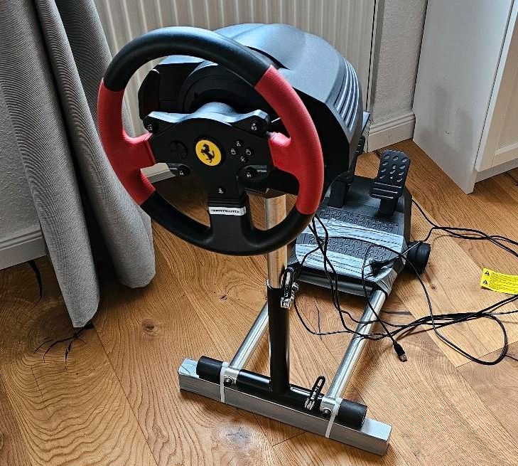 Thrustmaster T150 Ferrari in Helmstedt