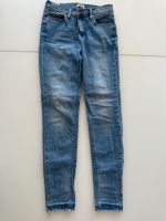 Tommy Hilfiger Damen Jeans gr. 27/32, Neuwertig Aachen - Aachen-Mitte Vorschau