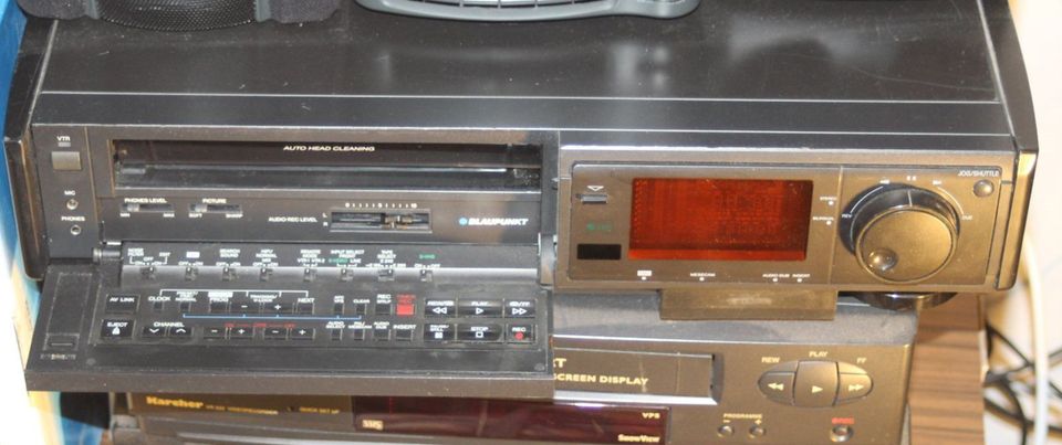 BLAUPUNKT HiFi S-VHS Video Recorder RTV-950 inkl. FB in Rosenheim