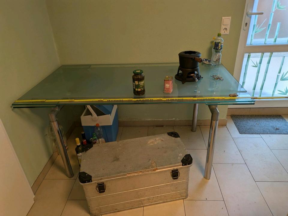 Tisch, Küchentisch, WohnzimmerGlastisch, Esstisch, bds ausziehbar in Bad Oeynhausen