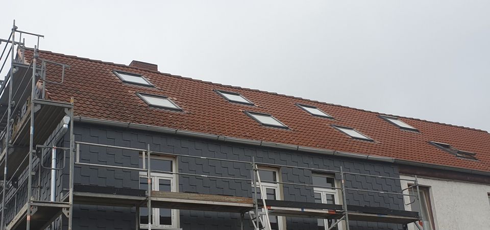 Dachdecker, ANGEBOT FÜR VELUX DACHFENSTER EINBAU u. AUSTAUSCH in Ilsede