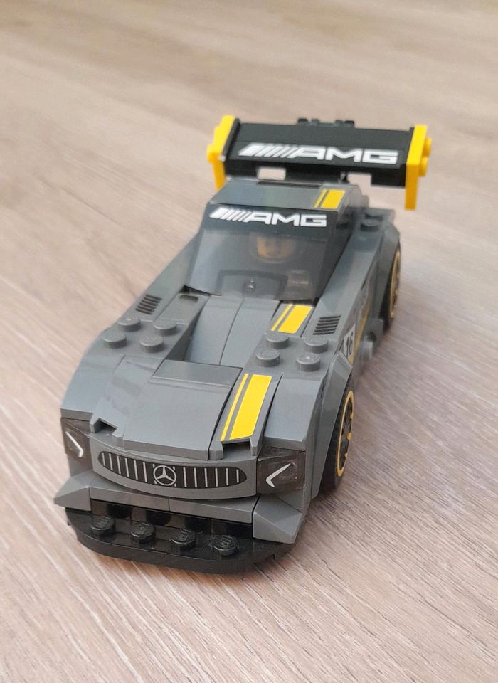 Lego Rennwagen in Grambin