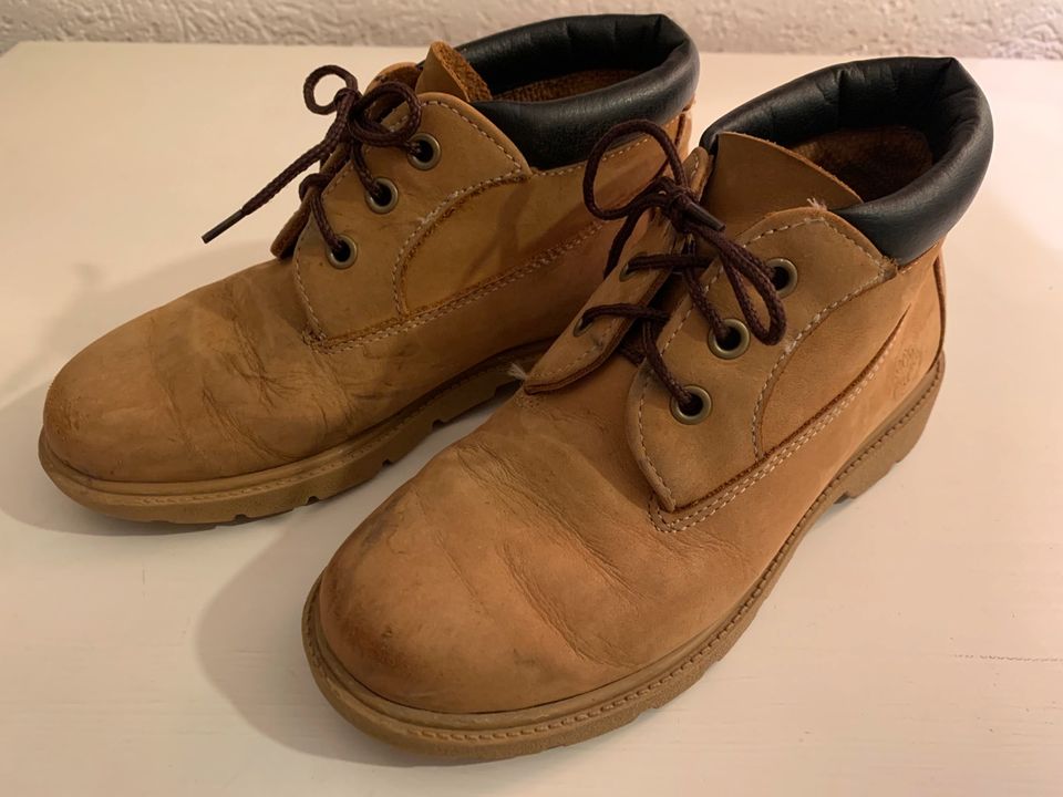 Timberland Boots Gr. 33 in Jüchen