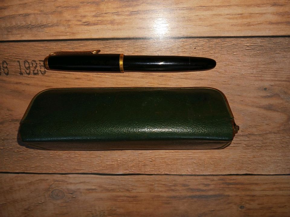 FABER-CASTELL Füller mit Etui in Moers