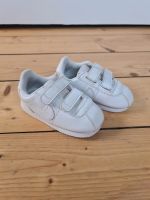 Nike Kinder Schuhe Gr. 23,5 Sachsen - Eibau-Walddorf Vorschau