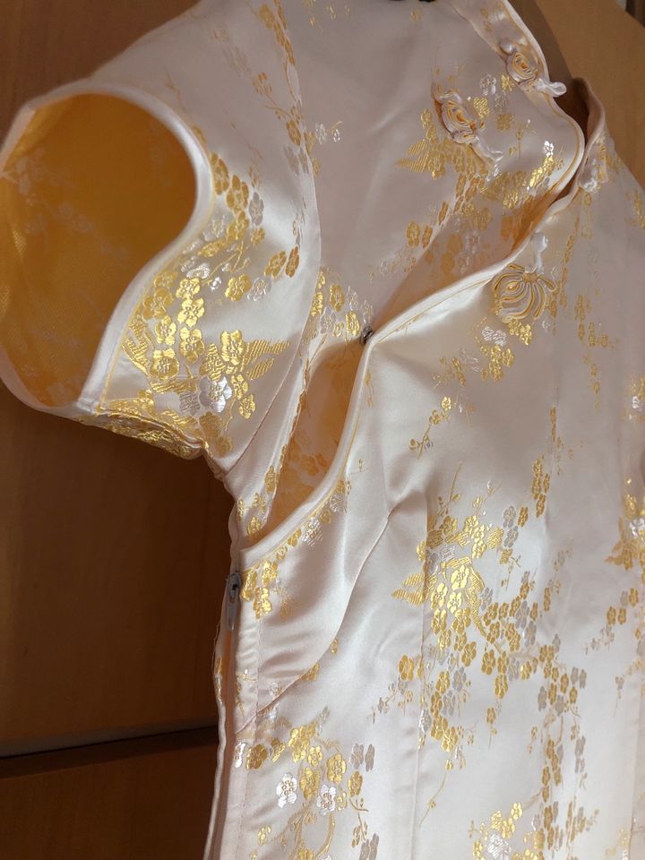 Cheongsam Kleid, Dress, Asia,Vietnam | gold,gelb,creme | Cosplay in Berlin