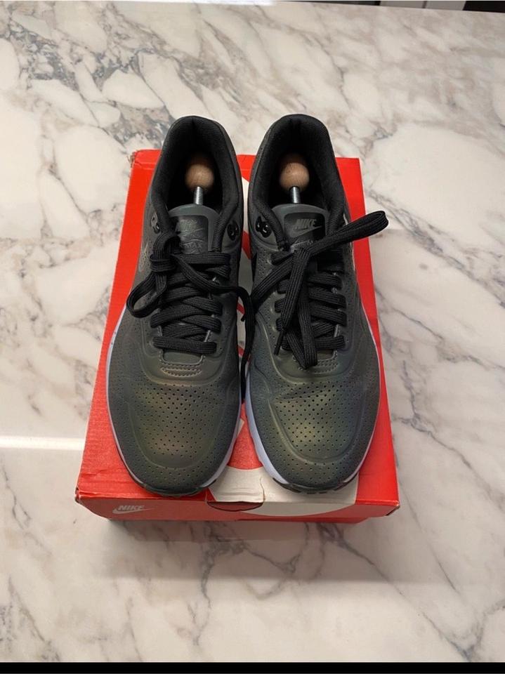Nike Air Max 1 Ultra Moire QS Iridescent Holographic in Koln Ehrenfeld kleinanzeigen