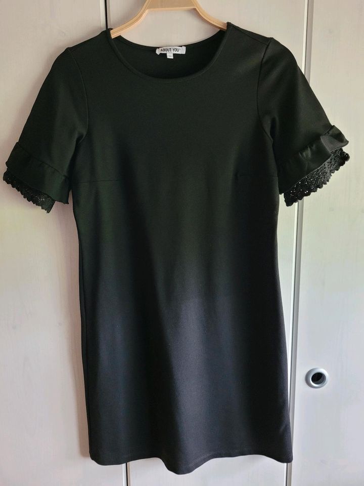 Sommerkleid Gr. M TOP Zustand in Oberndorf