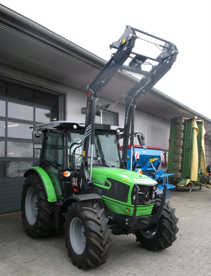 Deutz Fahr neu D5070 Keyline mit Frontlader  Räumungsverkauf in Cham