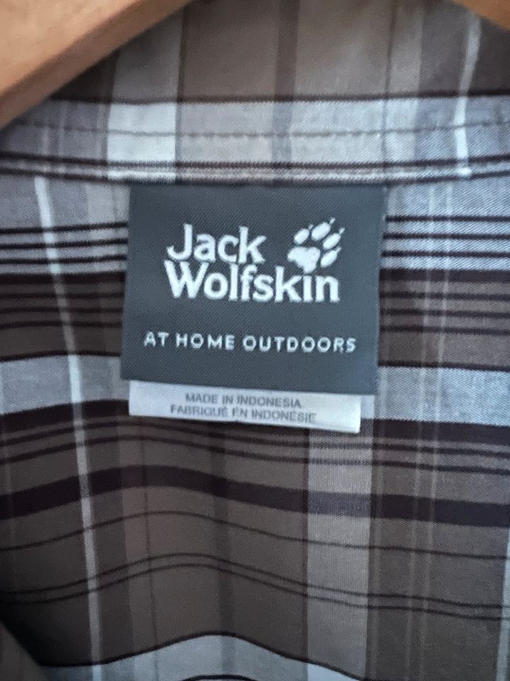 Jack Wolfskin Hemd Gr. M wie Neu in Falkenfels