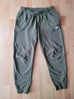 Nike Jogginghose Größe M khaki Hessen - Hofheim am Taunus Vorschau