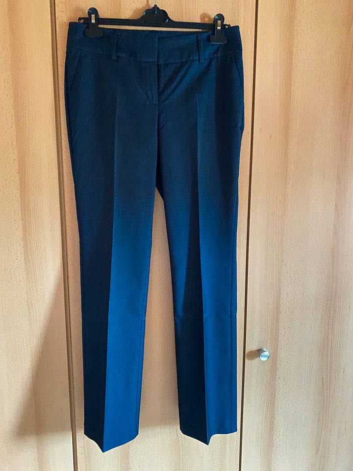 Montego Stoffhose blau Gr. 38 neuwertig Business in Reichelsheim (Wetterau)