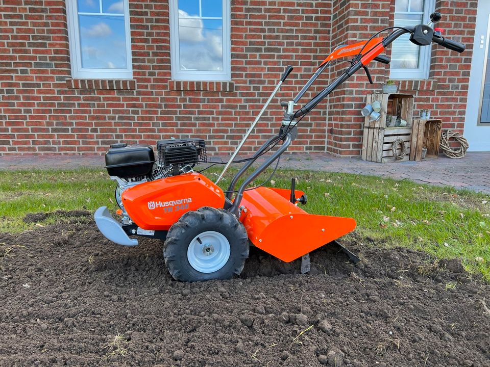 Fräse Gartenfräse Bodenfräse Husqvarna mieten leihen Verleih in